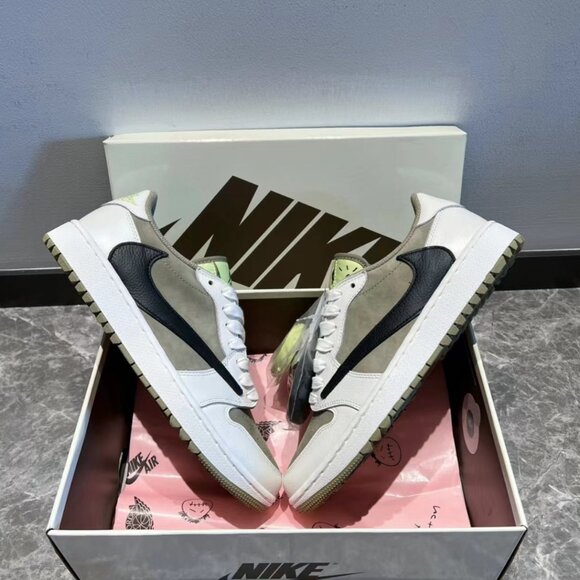 Jordan 1 Low Golf Travis Scott Neutral Olive New in Box - Picture 6 of 8